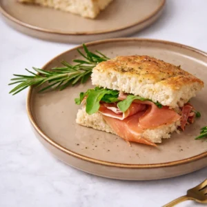 Caja de sandwiches focaccia x 12 und.